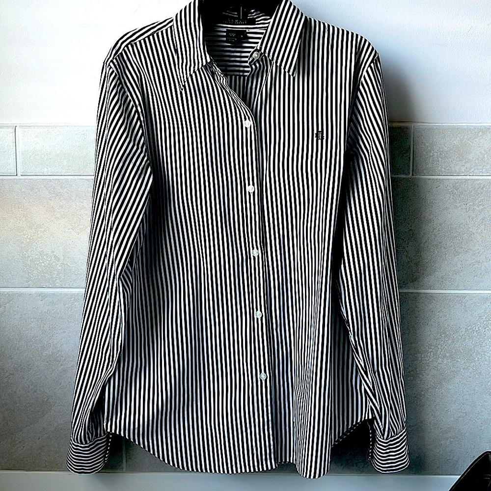 Ralph Lauren Black and White Dress Shirt. Size Medium, 100% Cotton